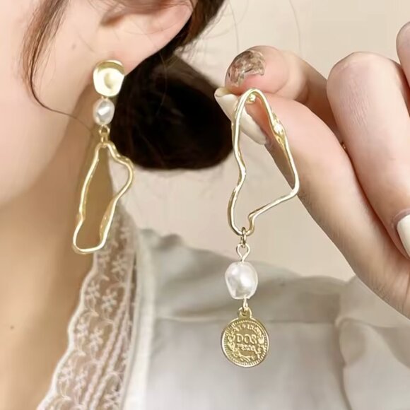 Korean Style Irregular Simulated Pearl Earrings – 925 Silver Needle - Picture 1 of 7